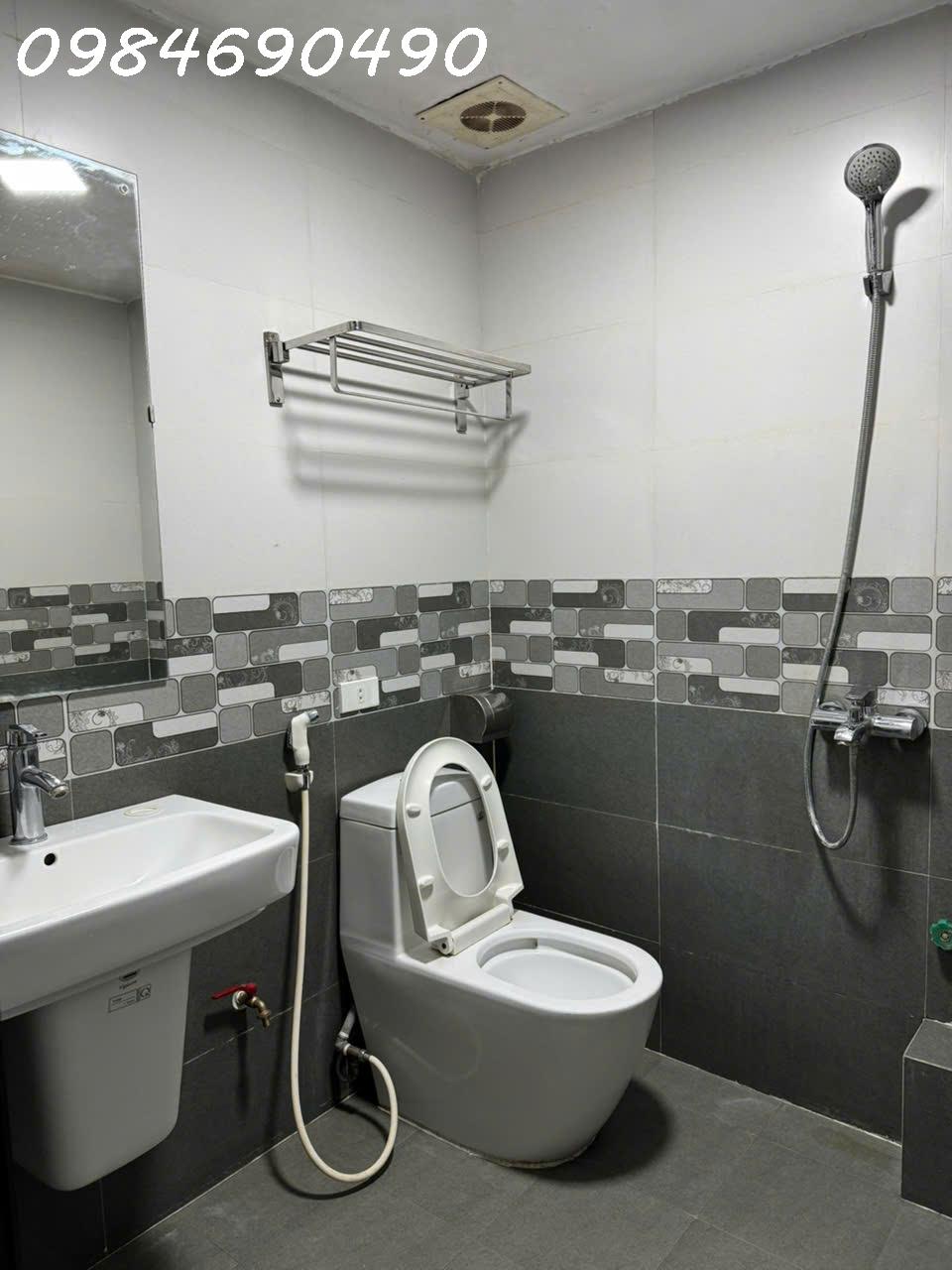 Cho thuê nhà nguyên căn Lai Xá - Hoài Đức DT 75m2, 3 tầng, full nội thất, giá 10tr/tháng - Ảnh 4
